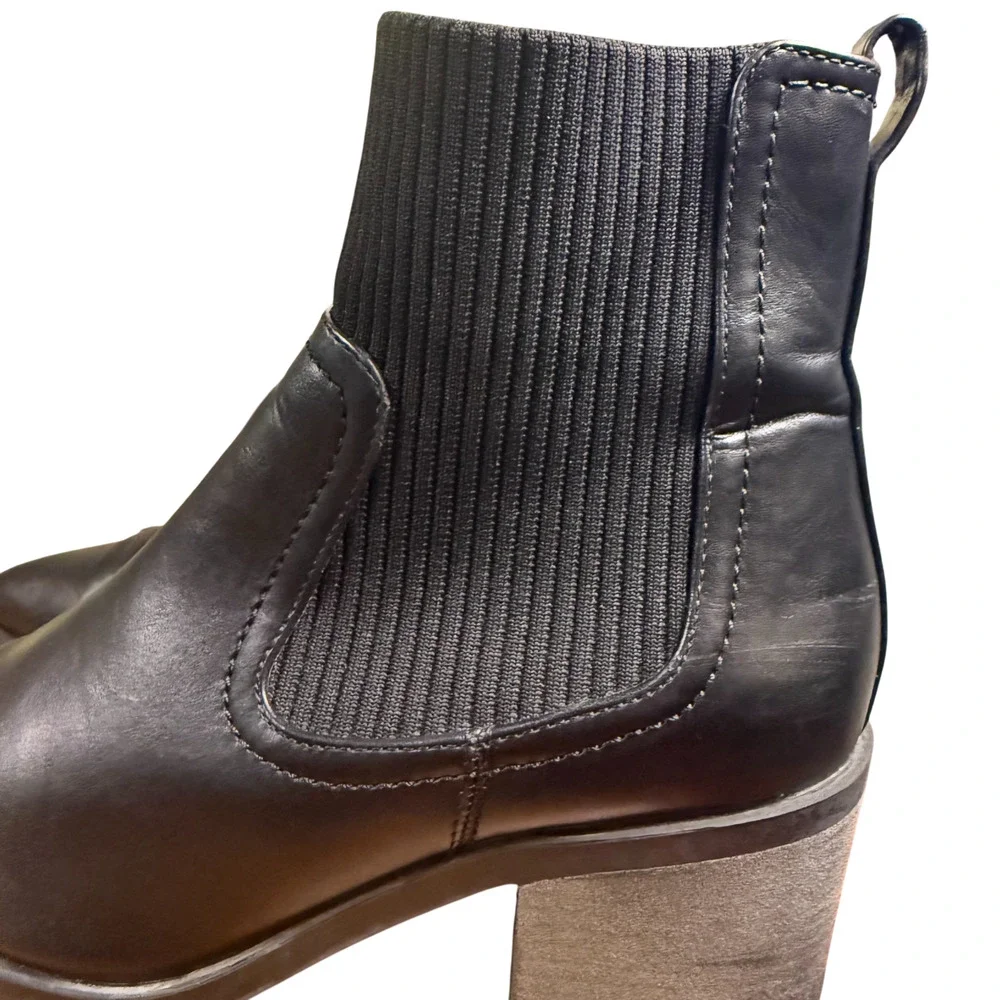 Anne Klein Antic Women's 8.5M Black Bootie Casual PU Textile Uppers Comfort